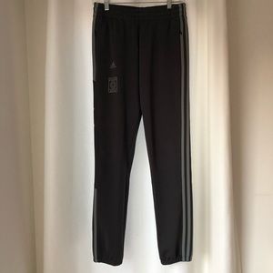 Adidas Calabasas Sweatpants